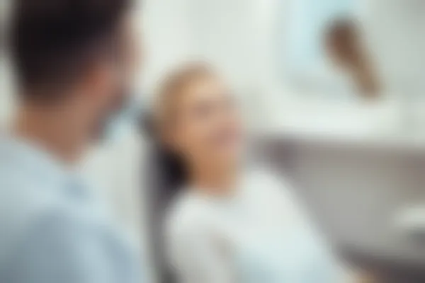 西安惟美口腔门诊部推出活动义齿特别优惠，原价3000元起现仅需2500元起，尽享优质口腔护理服务！