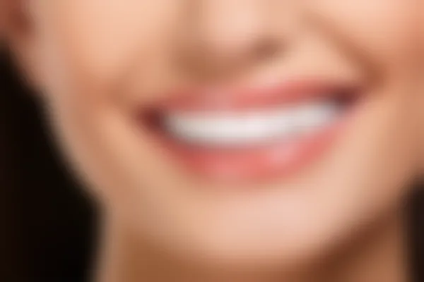 南宁世纪洋紫荆口腔门诊部补牙服务现优惠，仅需480元起，原价600元起！