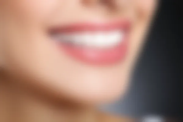 成都思迈口腔门诊部补牙价格表：原价800元起，现仅需600元起，让您轻松拥有健康美丽的牙齿！