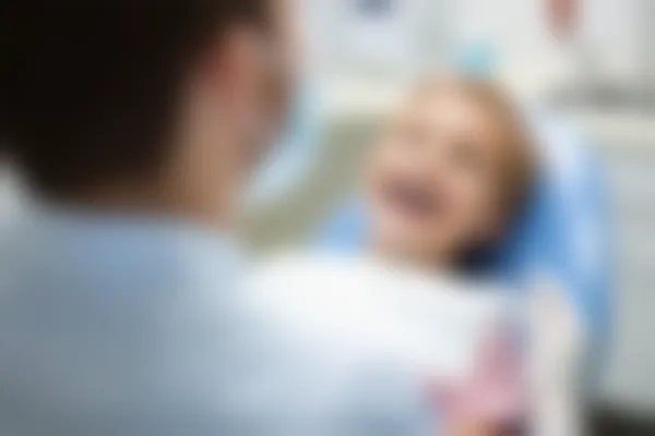 深圳尊冠口腔门诊部（八卦岭店）地包天服务现价3000元起，现推出优惠价格仅需2500元起，尽享超值折扣，详细价格表请查看！