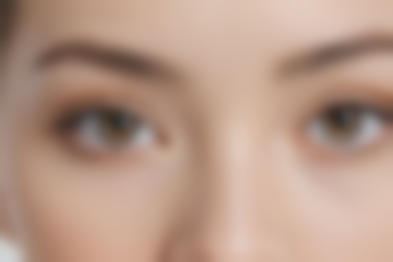 深圳康盈美华医门诊部推出垫鼻基底服务，原价6800元起现优惠5800元起，尽享美丽，机会难得！