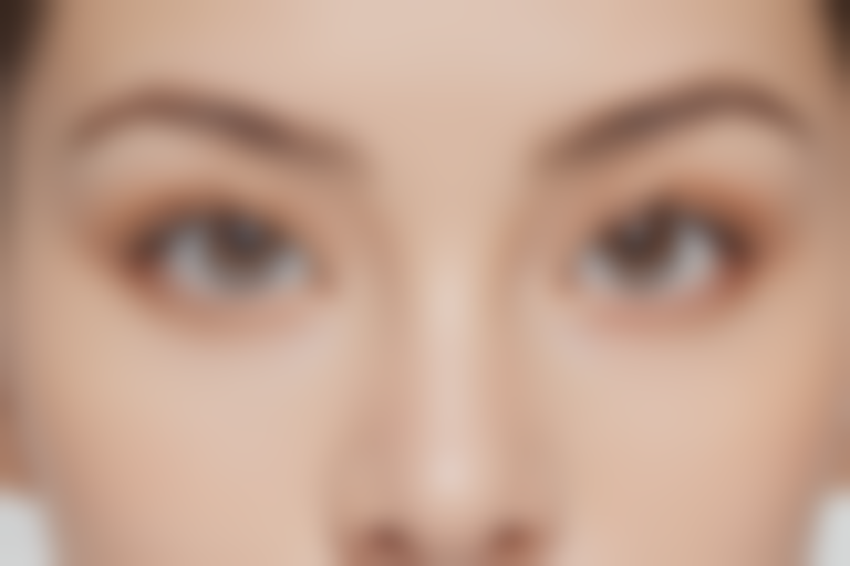 焦作成大夫医疗美容诊所推出精细无痕重睑术，现价仅需6800元起，原价8000元起，助您轻松拥有动人双眸！详细价目表请查看。