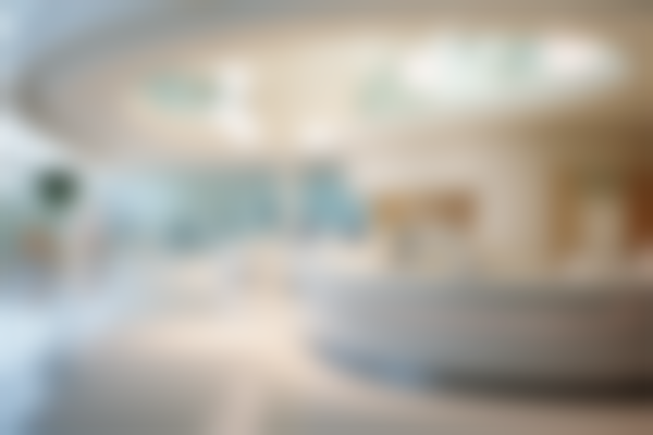 六、西安颜即医疗美容连锁(小寨momopark分院)的上班时间与地址