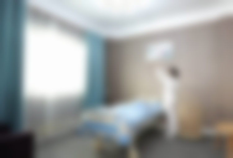 何锦泉医生简介怎么挂号