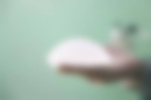 抽脂填胸有什么副作用——成效不持久的应对策略