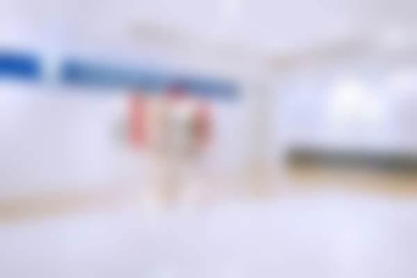 北京丰联丽格医疗美容门诊部师丽丽技术特点：高性价比切开双眼皮修复